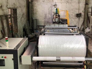 LSPE1600型全自動高速聚乙烯氣泡膜機（氣墊膜機）設(shè)備氣泡膜機器